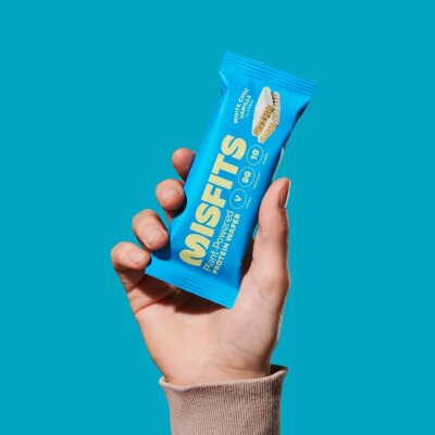 Misfits Vegan Protein Wafers 37g White Chocolate Vanilla (MHD 10/07/24)